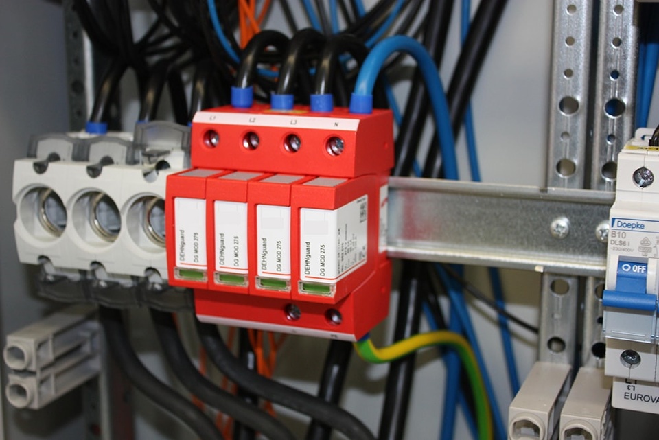 U berspannungsschutz bei Elektrotechnik Koller in Kemnath